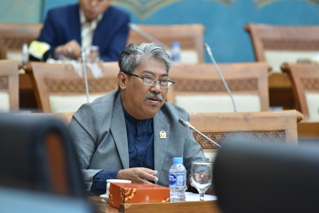 Pemerintah Jangan Buru-buru ‘Suntik Mati’ PLTU Batubara