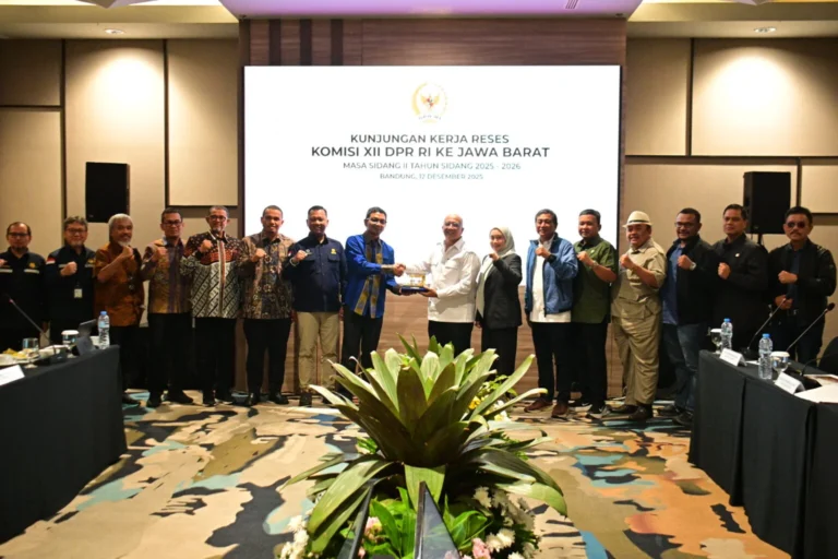 BBM dan Listrik Terjamin di Daerah Terpencil! Komisi XII DPR RI Soroti Penambahan Stok dan Motoris Pertamina, Kesiapan Energi Jelang Nataru Dinilai Sangat Matang