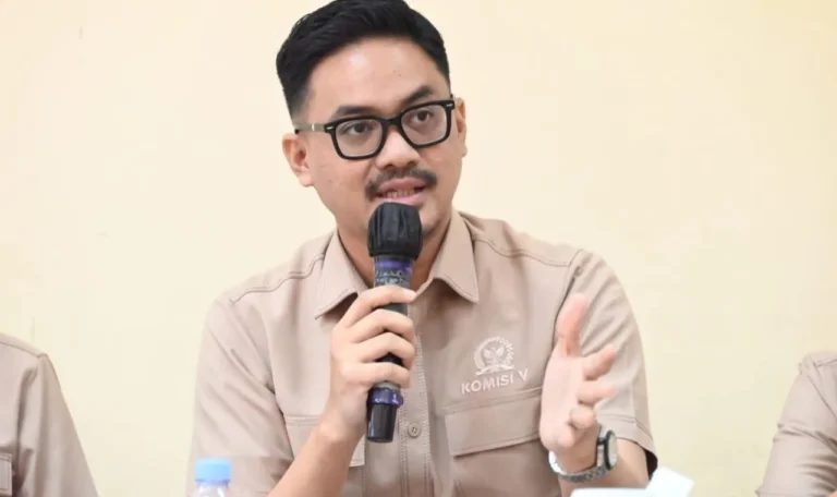 Nataru Bukan Cuma Liburan! Teguh Iswara Desak Basarnas, PUPR, dan Polri Integrasi Kuat Amankan Arus Mudik dan Cuaca Ekstrem