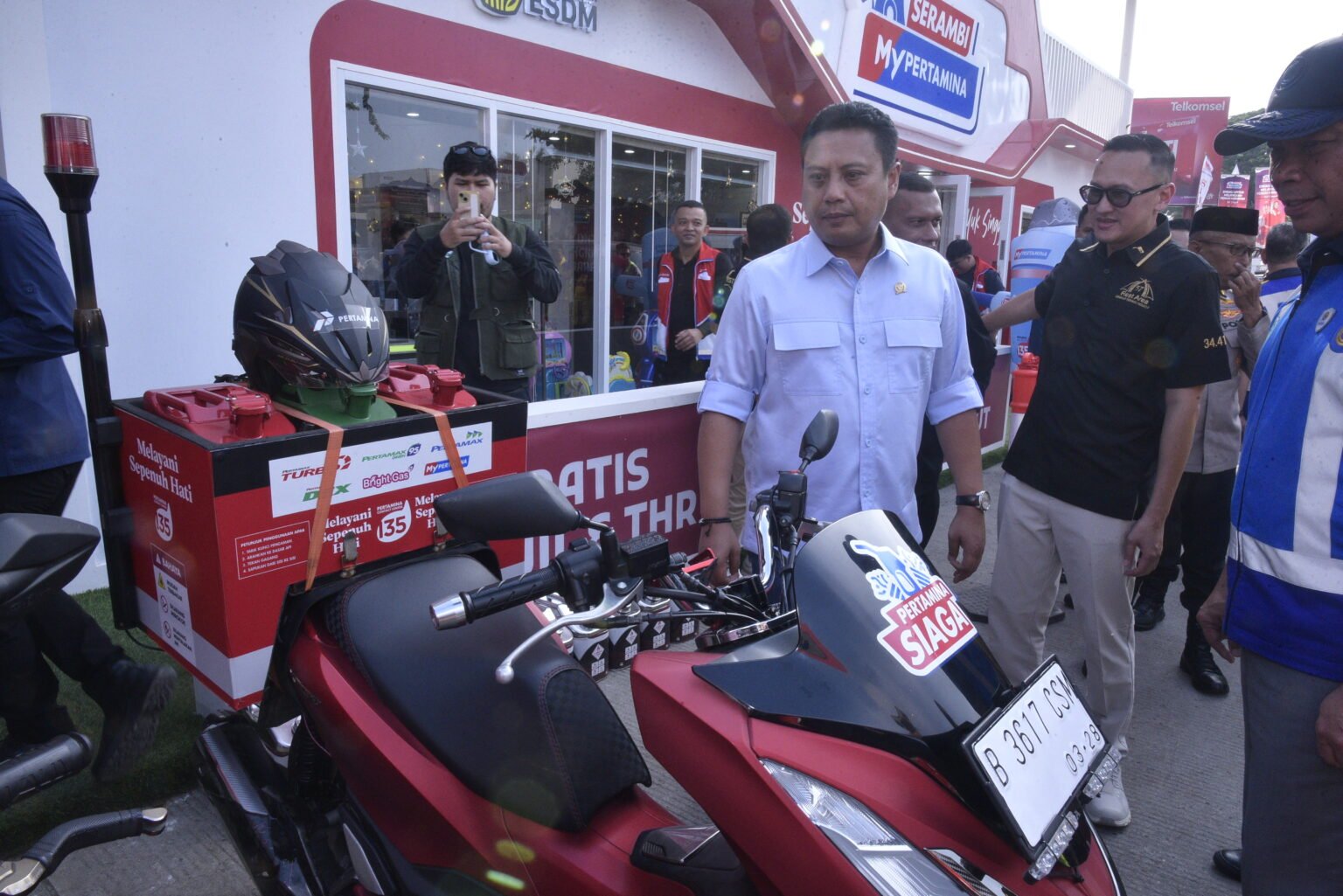 Tinjau Kesiapan Infrastruktur Mudik di Tol Jakarta–Cikampek, Komisi V Soroti Pembatasan Kendaraan Logistik