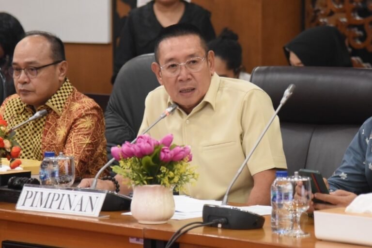 Merespons Usulan Kenaikan BBM, APBN Kokoh Berikan Subsidi dan Jadi Shock Absorber