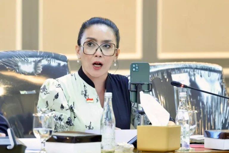 Rieke Diah Pitaloka Dorong Perpres Tata Kelola Terpadu Koperasi Merah Putih
