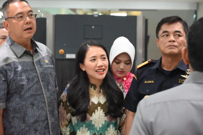 Kunjungi Bea Cukai Soekarno-Hatta, Puteri Komarudin Dorong Pengawasan Diperketat
